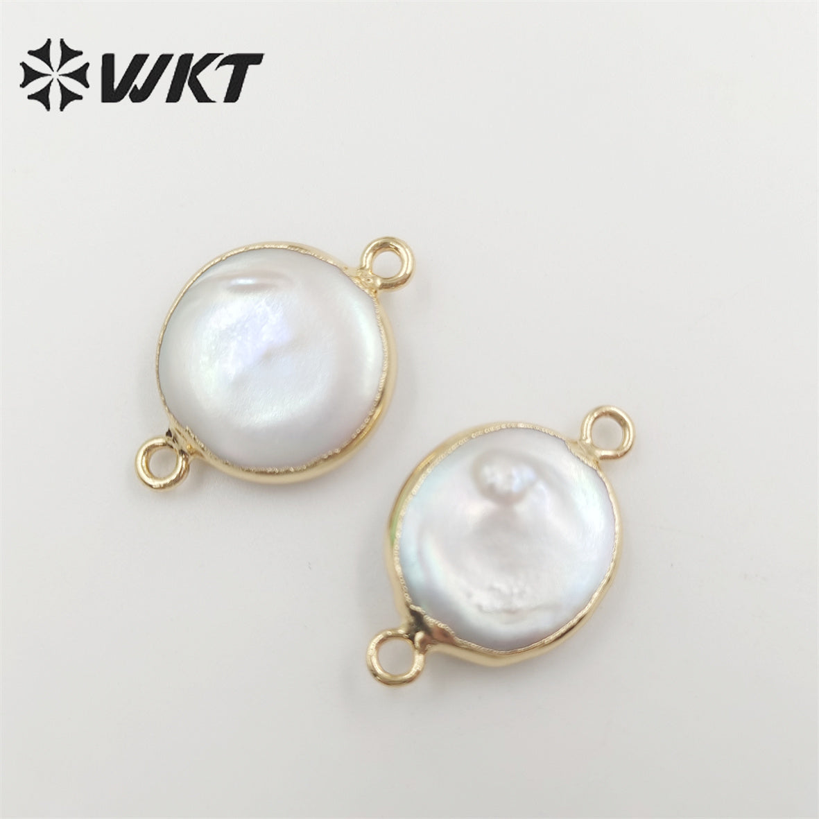 WT-C152 Unique Round Pearl Connector Wholesale for Jewelry Making, Double Loops Natural Pearl Connector with 24k Gold Plated